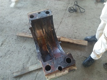 台泥立磨摇臂轴承座修复