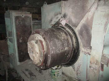 海螺水泥g170-120辊压机轴磨损现场修复