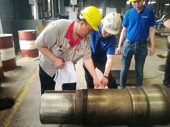 破碎机转子轴磨损冷焊修复