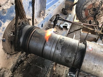 中联水泥提升机轴磨损在线修复