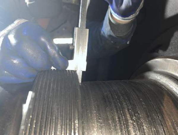 老板要求我在线修复烘缸轴承位磨损