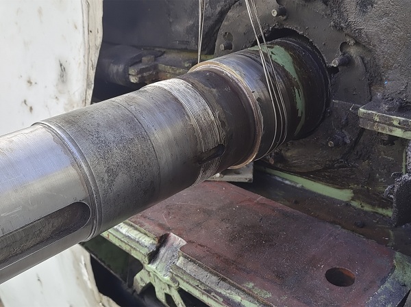 空调送风机轴磨损后,这样维修更省