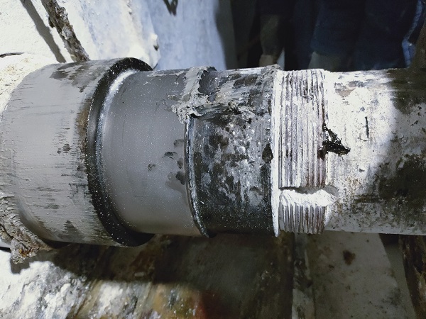 既快又省的锤式破碎机轴承位磨损修