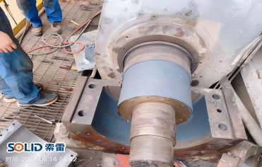 立磨摇臂轴承室磨损了有那么难修么